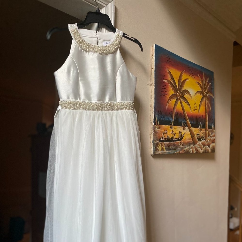 White Formal Dress - Youth (Size 7)